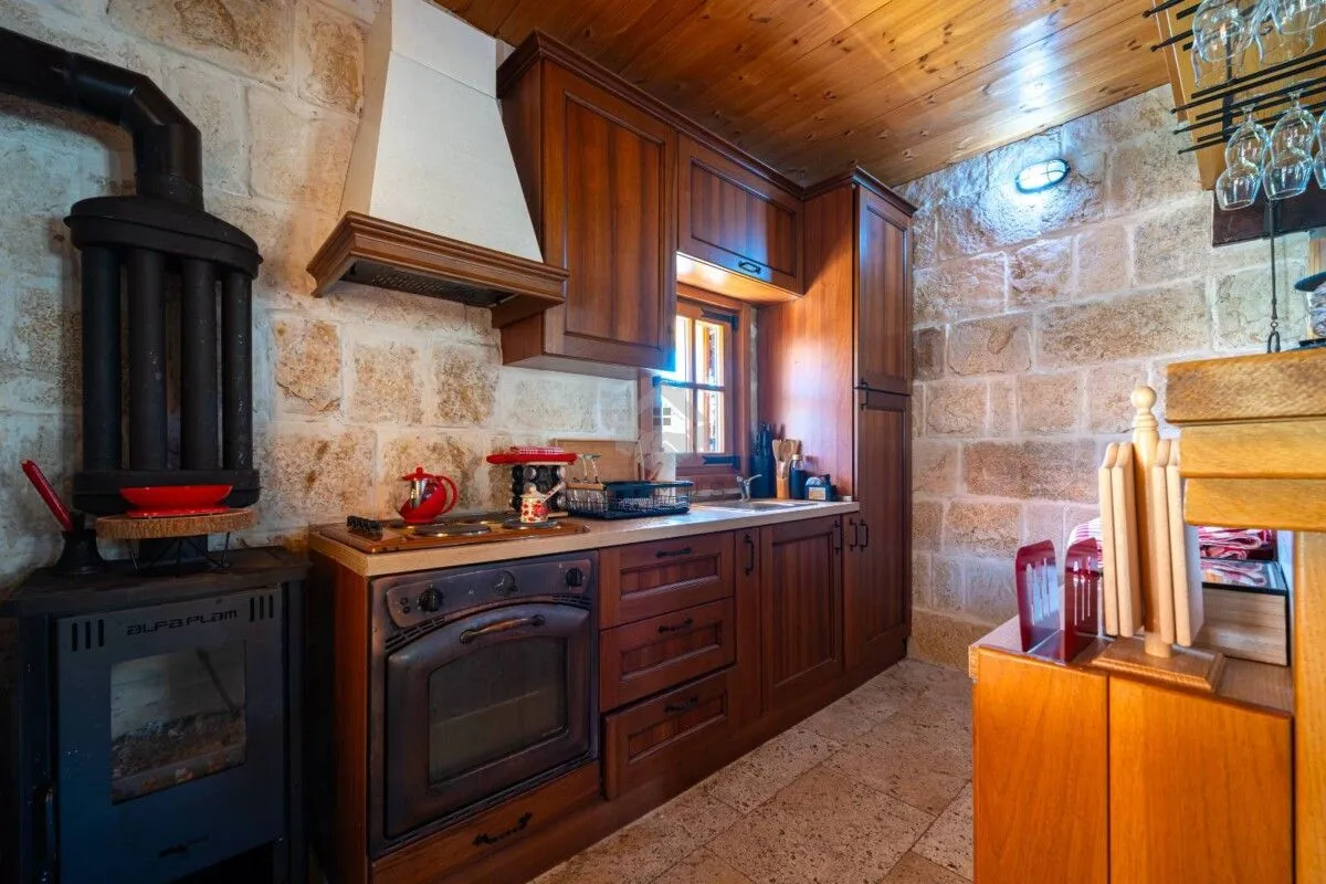 Rent, house, 200m², Podgorica, Crna Gora