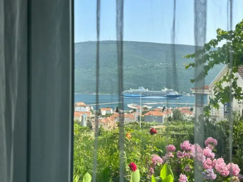 Prodaja, jednosoban stan, 33m², Đenovići, Herceg Novi