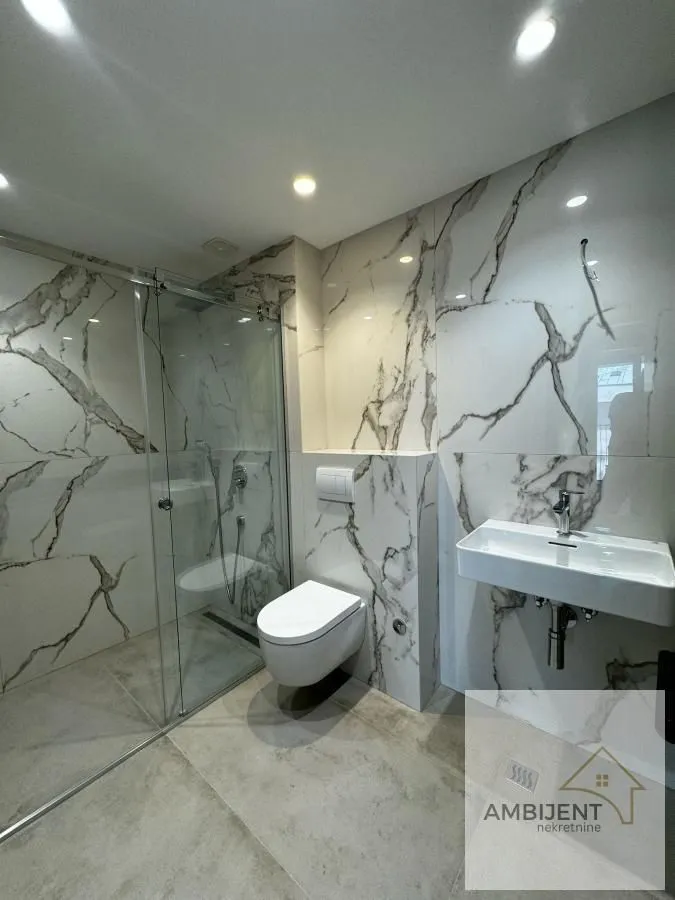 Prodaja, stan, 183m², Centar Sve Podlokacije, Beograd