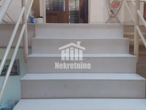 Prodaja, kuća, 250m², Voždovac Sve Podlokacije, Beograd - image 17