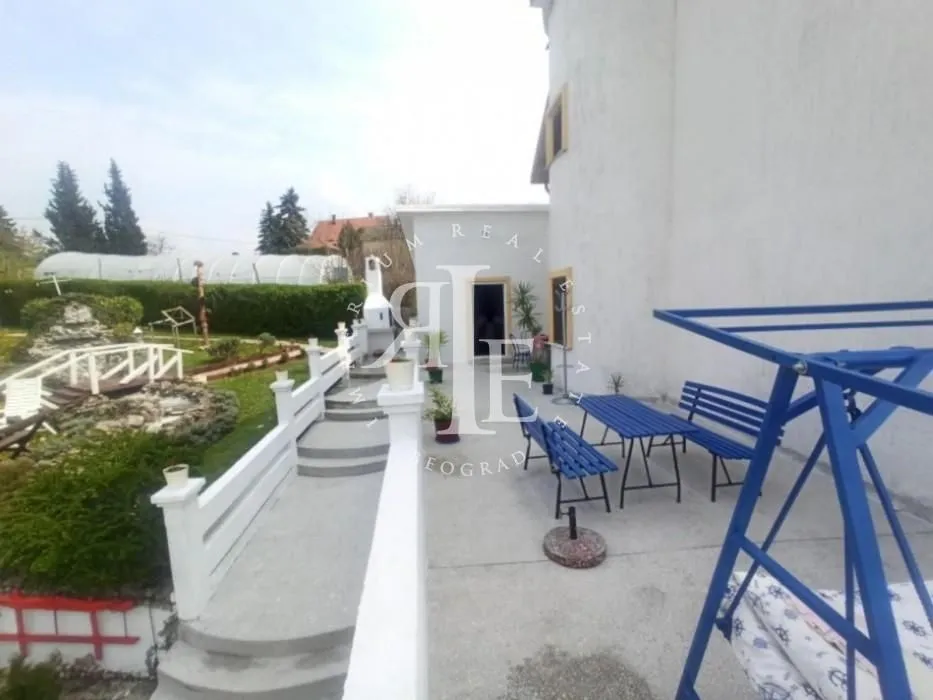 Sale, house, 300m², Mala Moštanica, Obrenovac