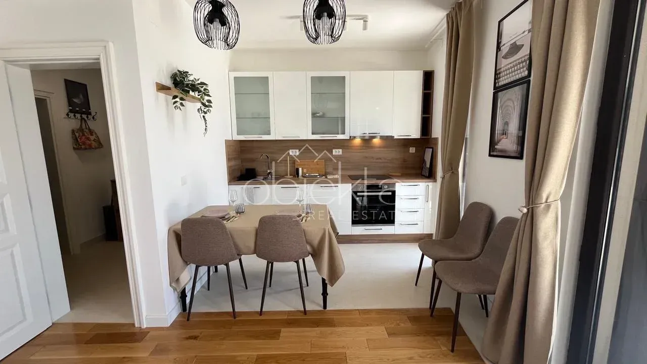 Sale, apartment, 115m², Tivat, Crna Gora
