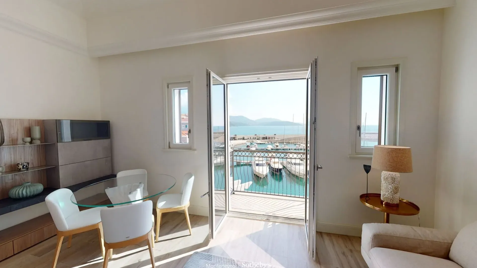 Prodaja, jednosoban stan, 74m², Kotor, Crna Gora