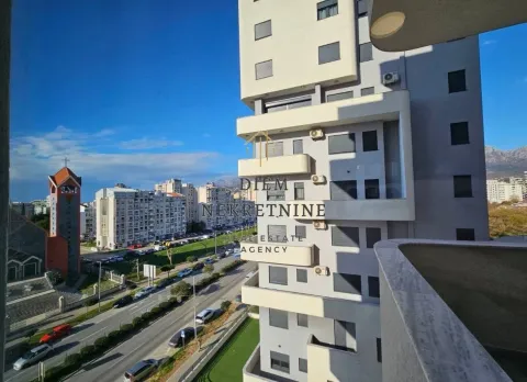 Rent, one bedroom apartment, 43m², Centar, Bar - image 15