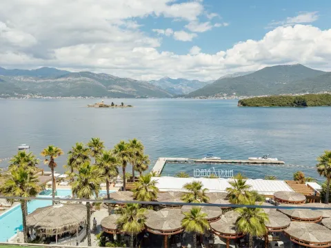 Sale, two bedroom apartment, 190m², Tivat, Crna Gora - image 15