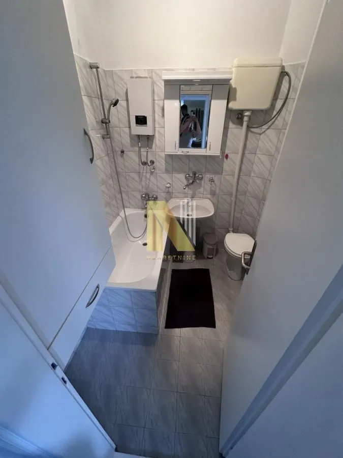 Izdavanje, kuća, 140m², Adice, Novi Sad Sve Podlokacije