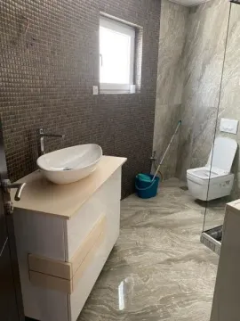 Prodaja, kuća, 300m², Šušanj, Bar - image 15