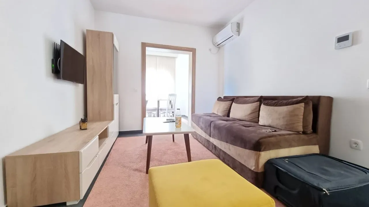 Rent, one bedroom apartment, 37m², Lastva Grbaljska, Kotor