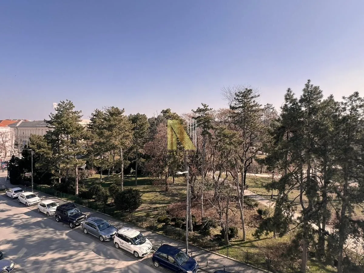 Izdavanje, poslovni prostor, 171m², Centar, Novi Sad