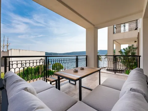 Prodaja, dvosoban stan, 107m², Porto Montenegro, Tivat - image 4