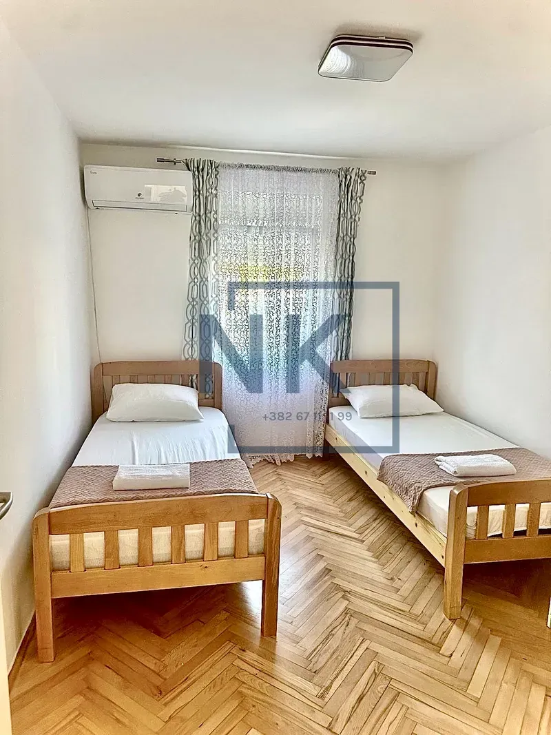 Rent, two bedroom apartment, 120m², Stari Aerodrom, Podgorica