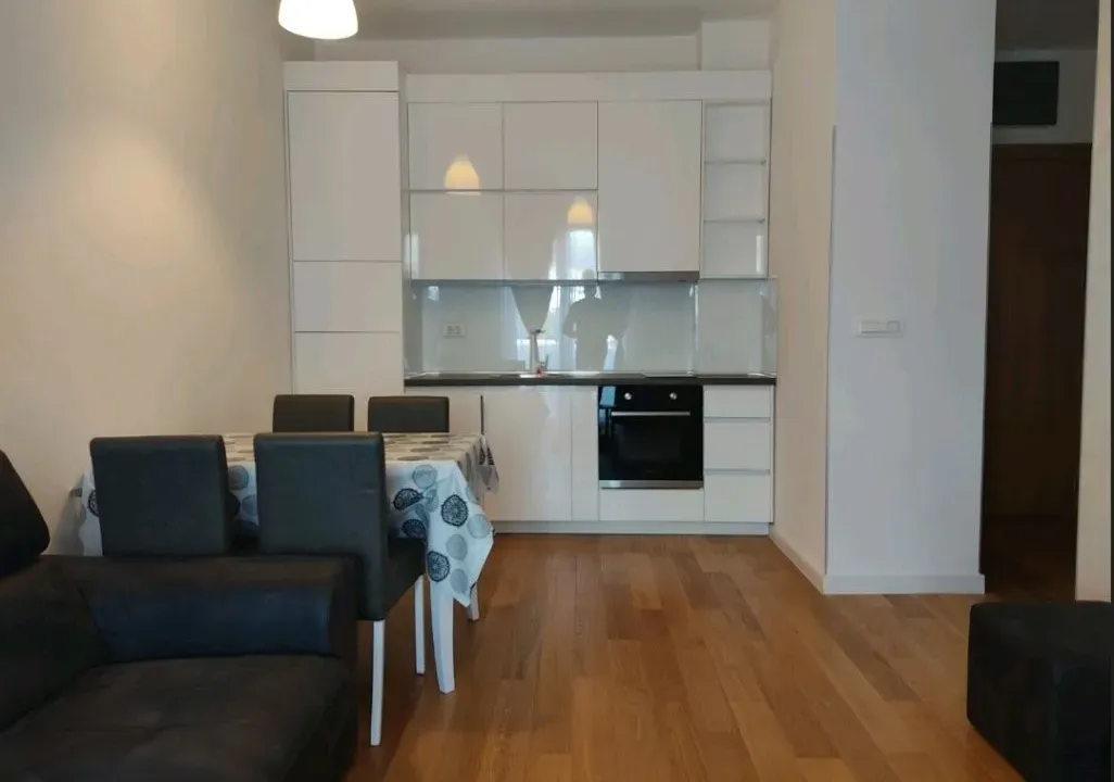 Izdavanje, jednosoban stan, 45m², City Kvart, Podgorica