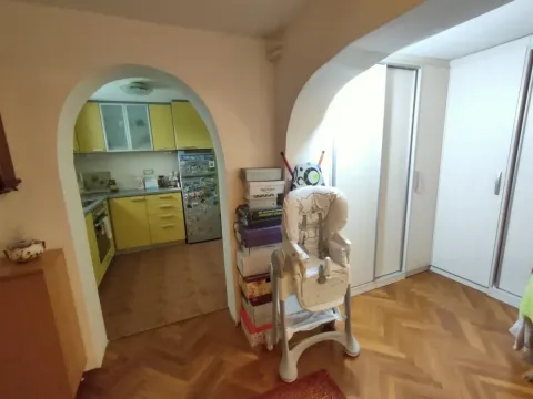 Prodaja, kuća, 250m², Sremska Kamenica, Petrovaradin - image 16