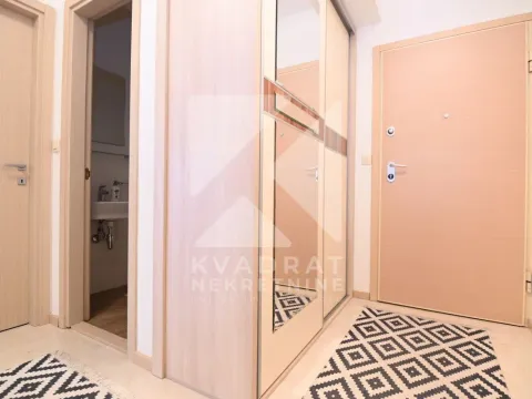 Izdavanje, dvosoban stan, 72m², City Kvart, Podgorica - image 14