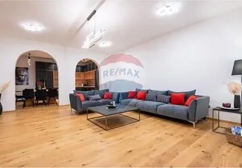 Prodaja, kuća, 660m², Kunje, Bar - image 44