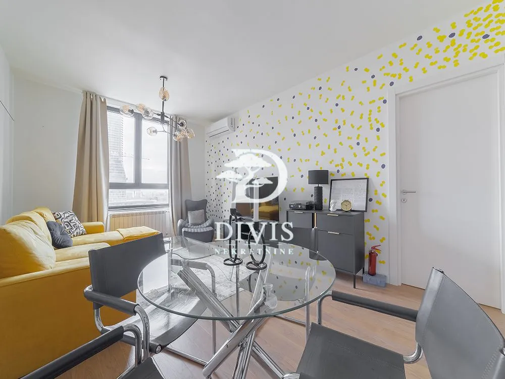 Prodaja, četvorosoban stan, 114m², Beograd Na Vodi, Beograd