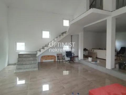 Sale, house, 270m², Surčin, Beograd