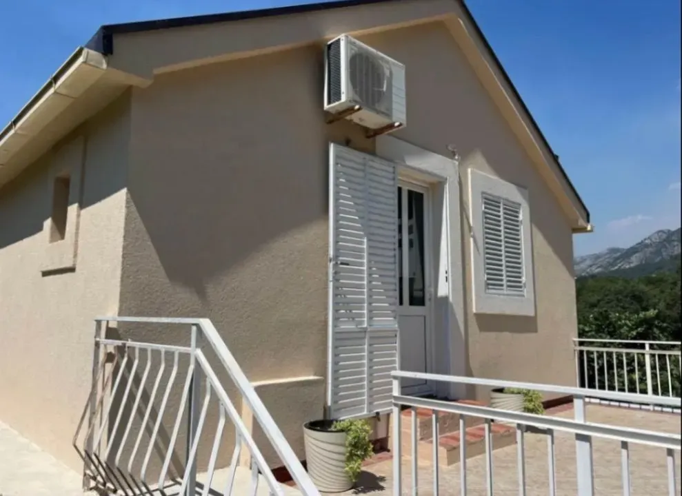 Sale, house, 114m², Sutomore, Bar