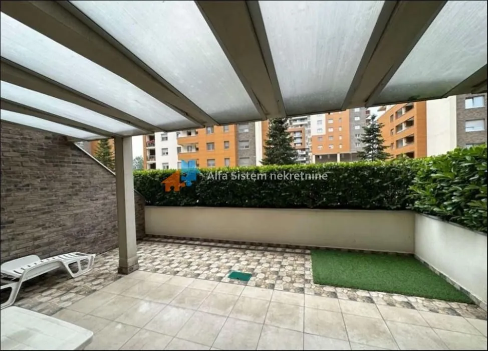 Izdavanje, dvosoban stan, 65m², Novi Beograd Blok 67, Novi Beograd Sve Podlokacije