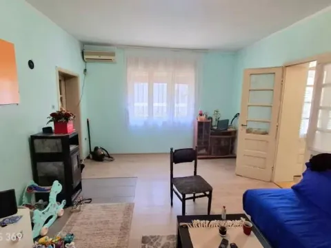 Prodaja, kuća, 248m², Dobanovci, Surčin - image 4