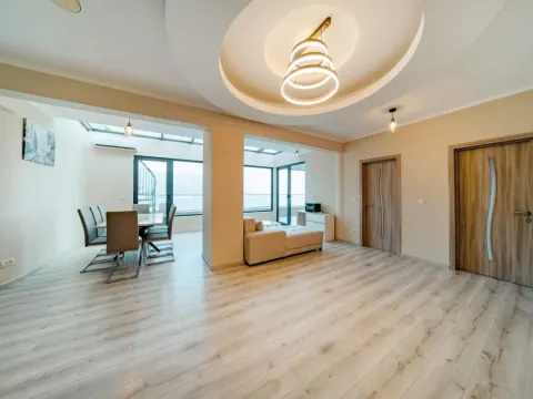 Prodaja, trosoban stan, 257m², Bečići, Budva - image 18