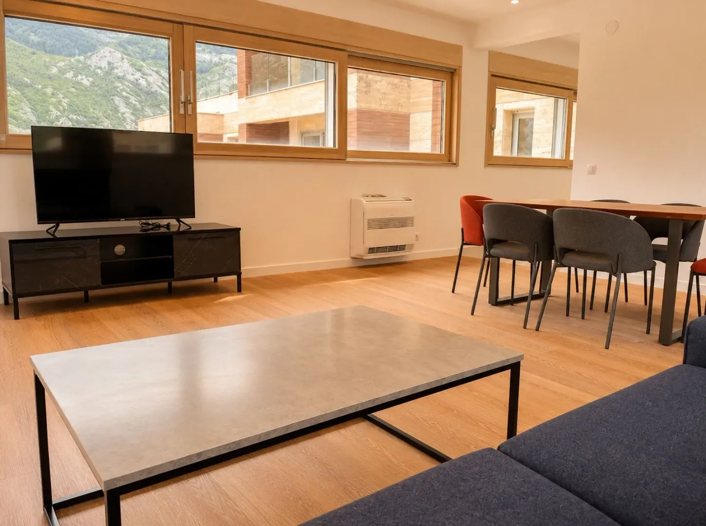 Prodaja, trosoban stan, 198m², Škaljari, Kotor
