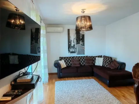 Sale, two bedroom apartment, 62m², Petrovac, Budva - image 3