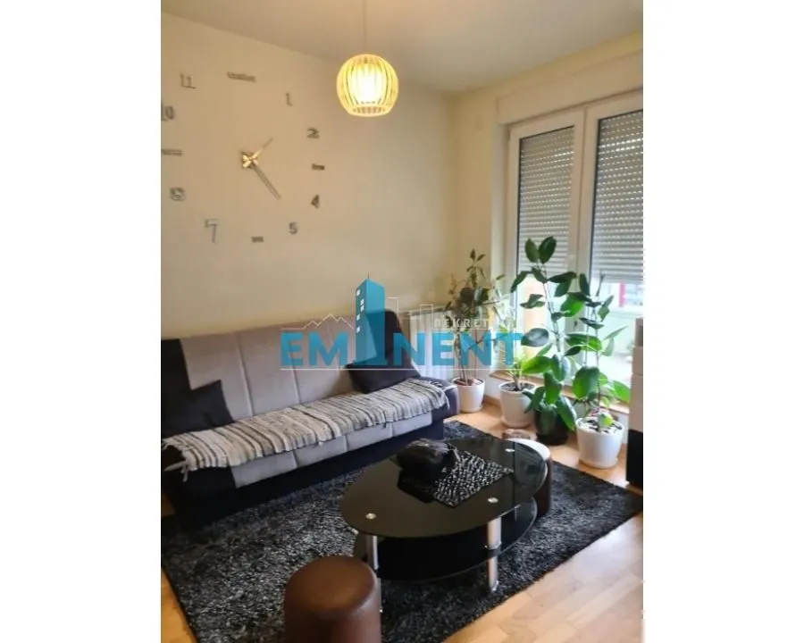 Rent, three bedroom apartment, 91m², Voždovac Sve Podlokacije, Beograd