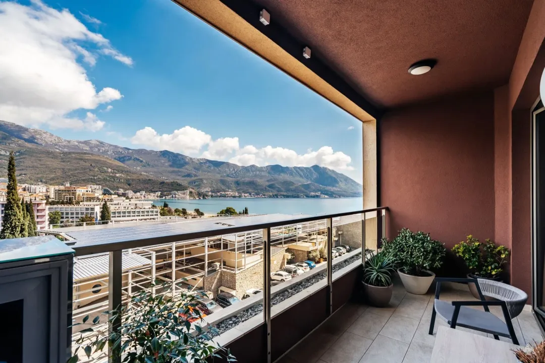 Sale, three bedroom apartment, 79m², Bečići, Budva