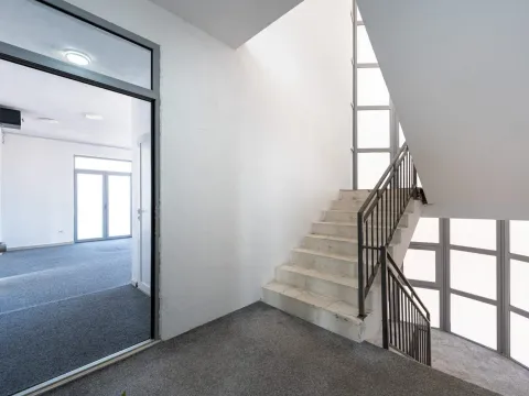 Rent, office space, 600m², Gornja Gorica, Podgorica - image 6