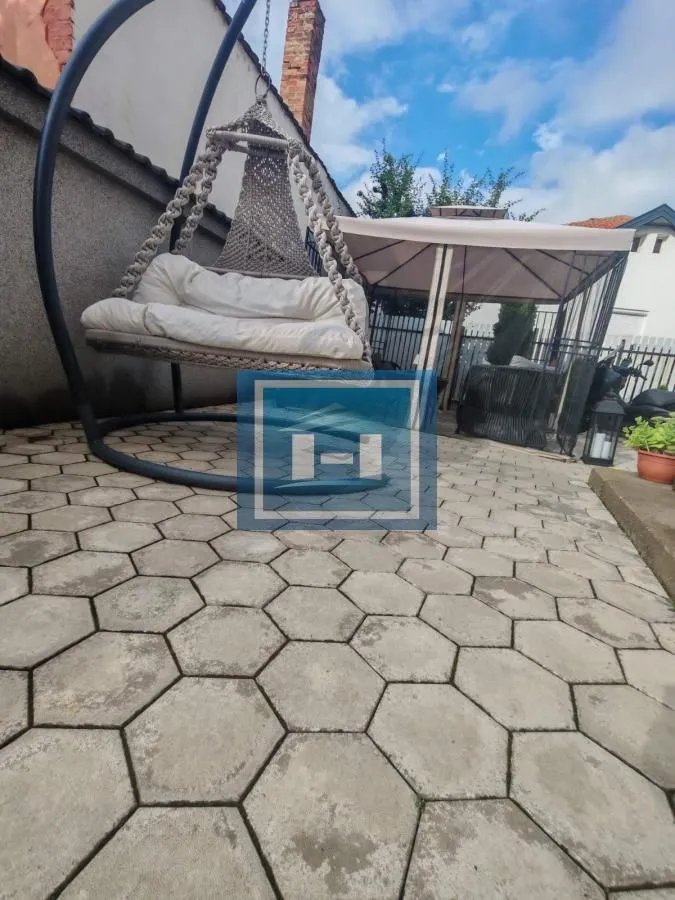 Prodaja, stan, 180m², Centar, Paraćin