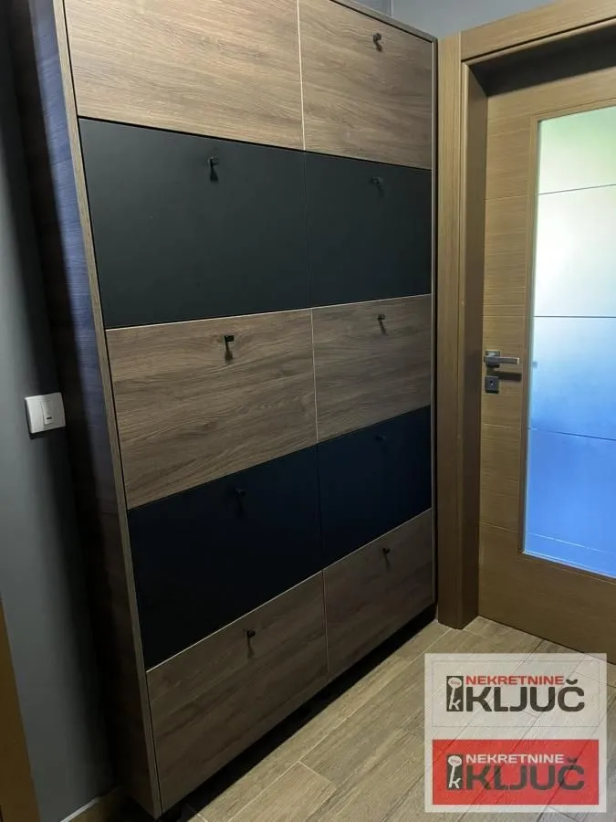 Prodaja, četvorosoban stan, 73m², Alibegovac, Petrovaradin