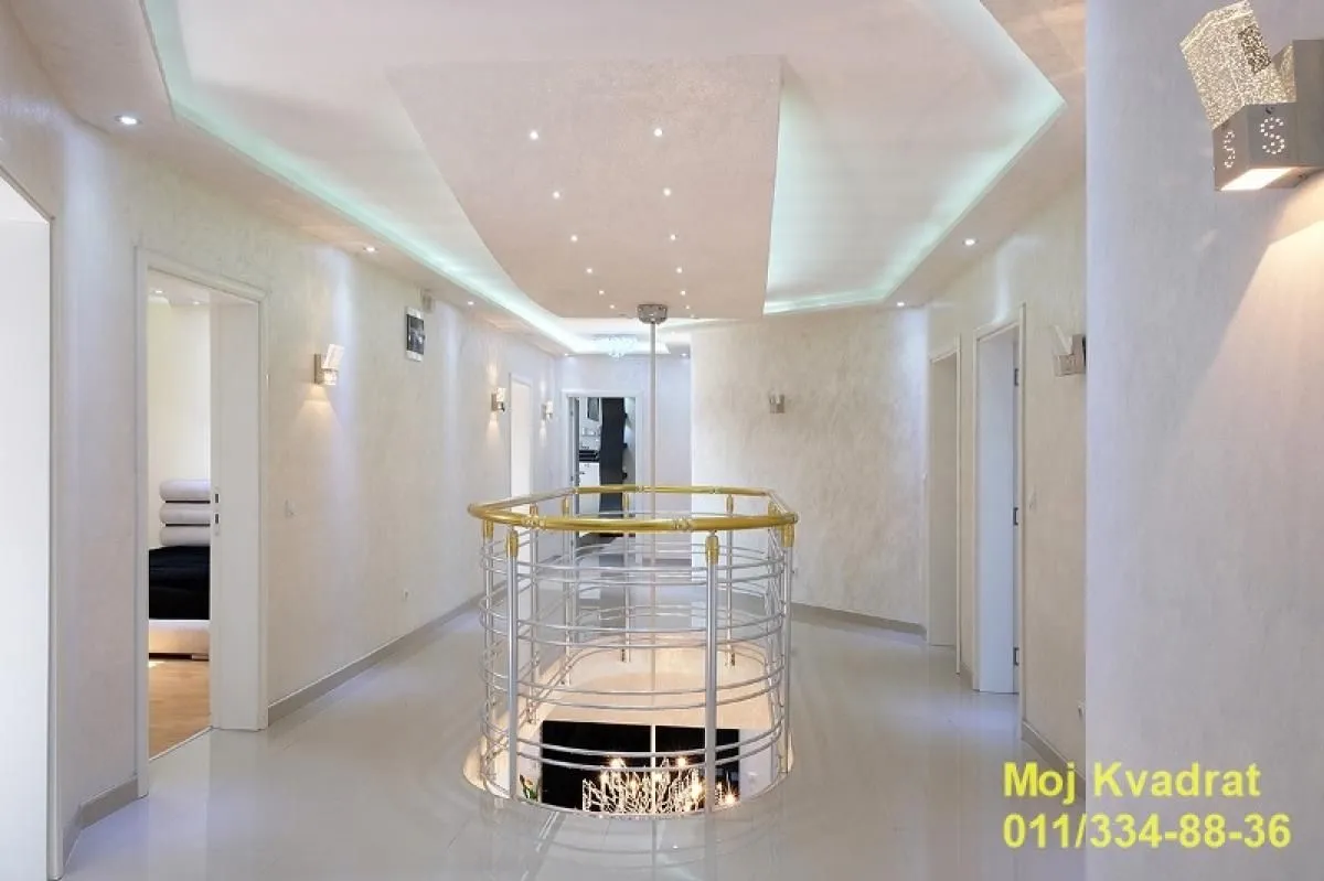 Sale, house, 340m², Zemun Sve Podlokacije, Beograd