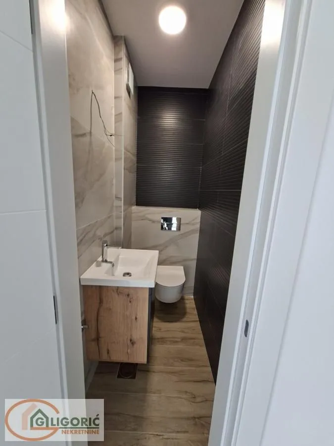 Prodaja, trosoban stan, 78m², Pančevo, Srbija