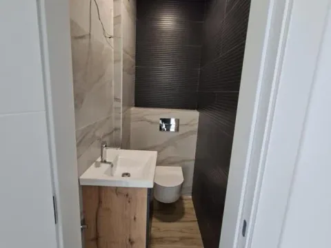 Prodaja, trosoban stan, 78m², Pančevo, Srbija - image 8