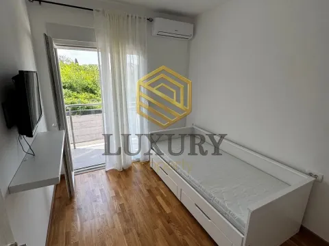 Rent, two bedroom apartment, 60m², Zagorič, Podgorica - image 11