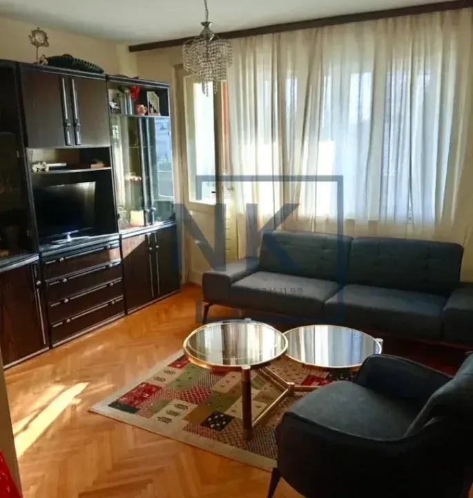 Izdavanje, dvosoban stan, 56m², Centar, Podgorica