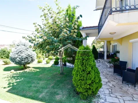 Izdavanje, kuća, 250m², Donja Gorica, Podgorica - image 4