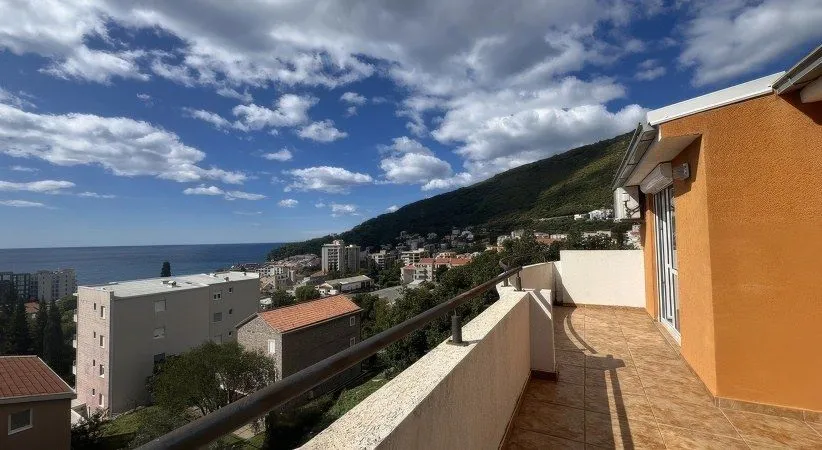 Sale, apartment, 176m², Petrovac, Budva