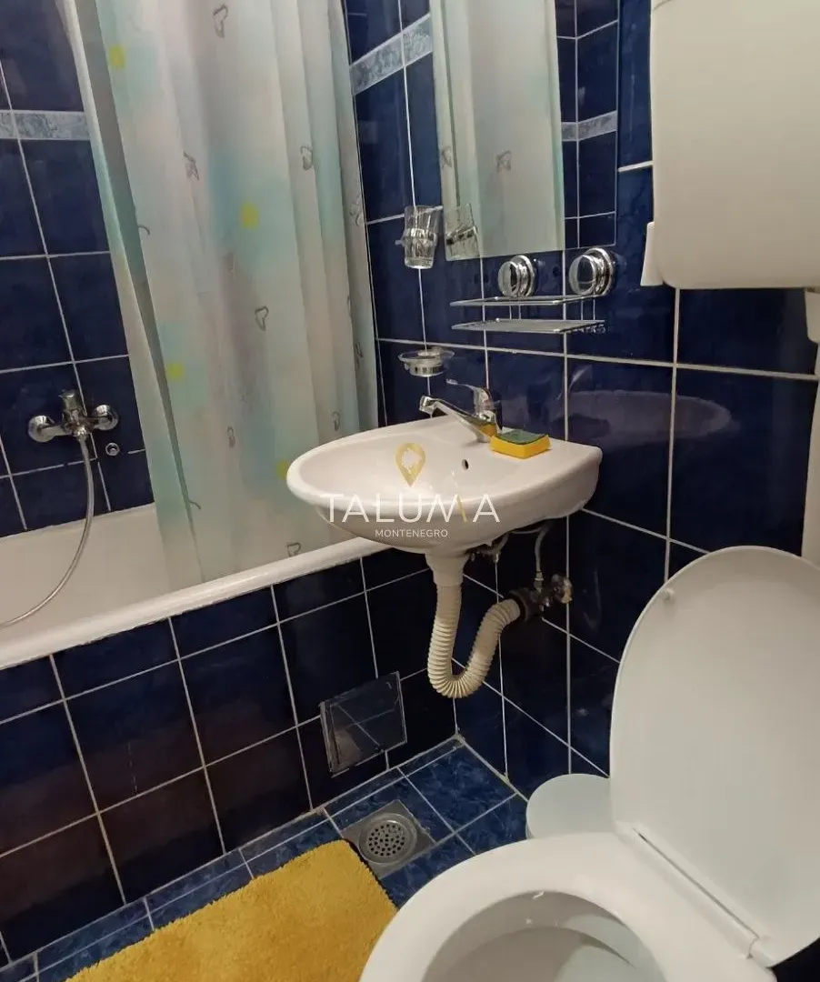 Rent, studio apartment, 25m², Stari Aerodrom, Podgorica