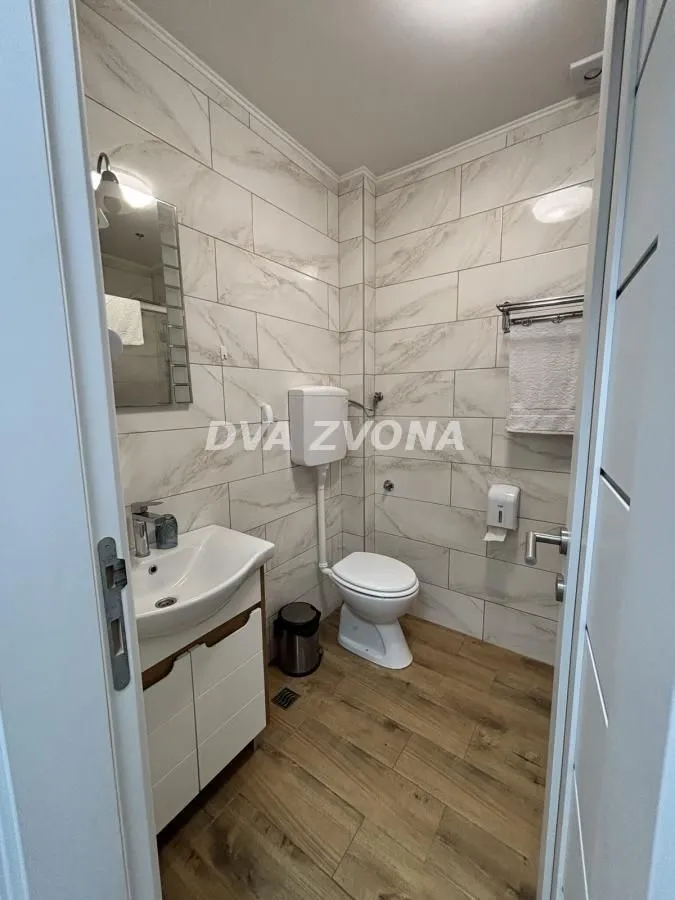 Sale, office space, 505m², Banja Vrdnik, Irig