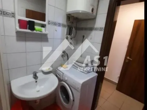 Izdavanje, stan, 22m², Sajam, Novi Sad Sve Podlokacije - image 7