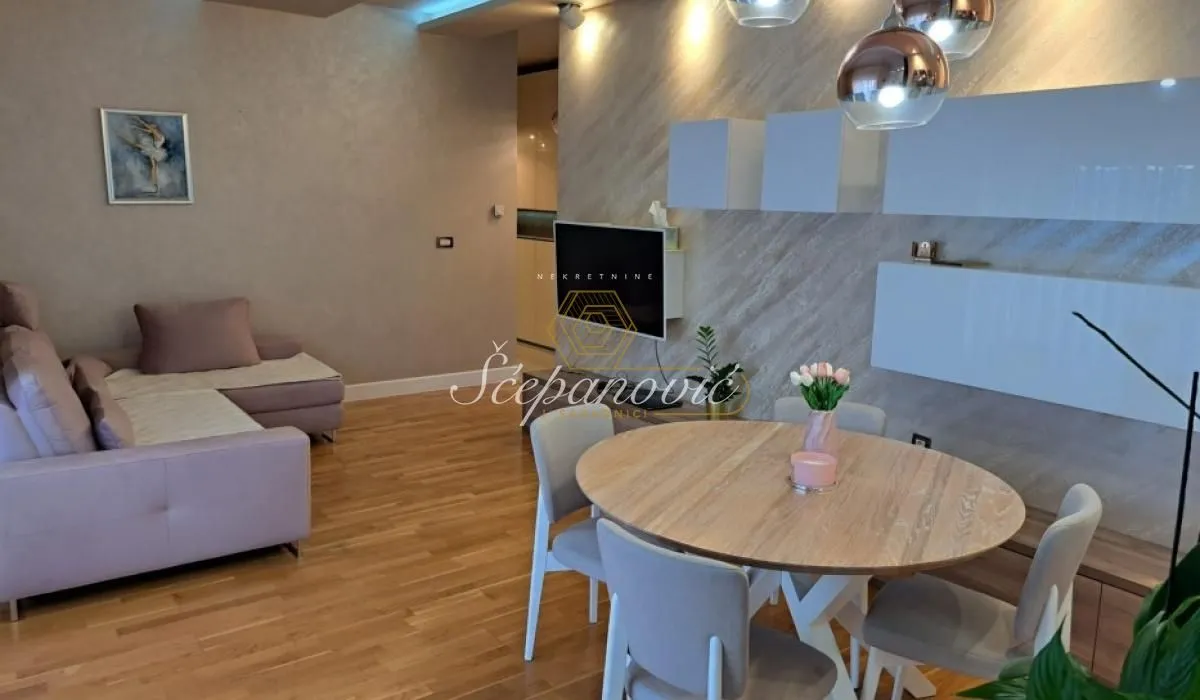 Prodaja, trosoban stan, 87m², Nova Detelinara, Novi Sad Sve Podlokacije