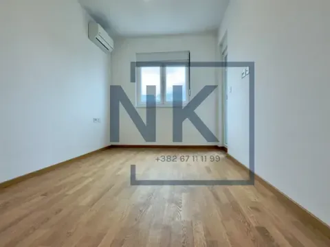 Rent, two bedroom apartment, 65m², Stari Aerodrom, Podgorica - image 2