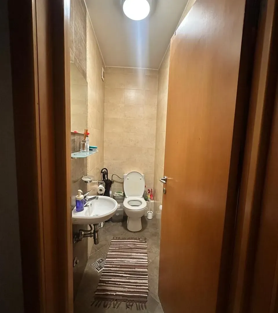 Prodaja, trosoban stan, 81m², Stari Aerodrom, Podgorica