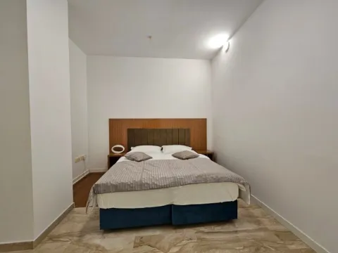 Prodaja, dvosoban stan, 77m², Centar, Budva - image 8