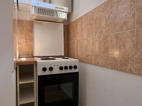 Izdavanje, dvosoban stan, 52m², Centar, Novi Sad - image 5