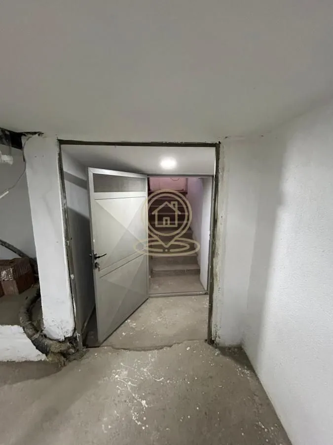 Rent, office space, 180m², Crveni Krst, Niš