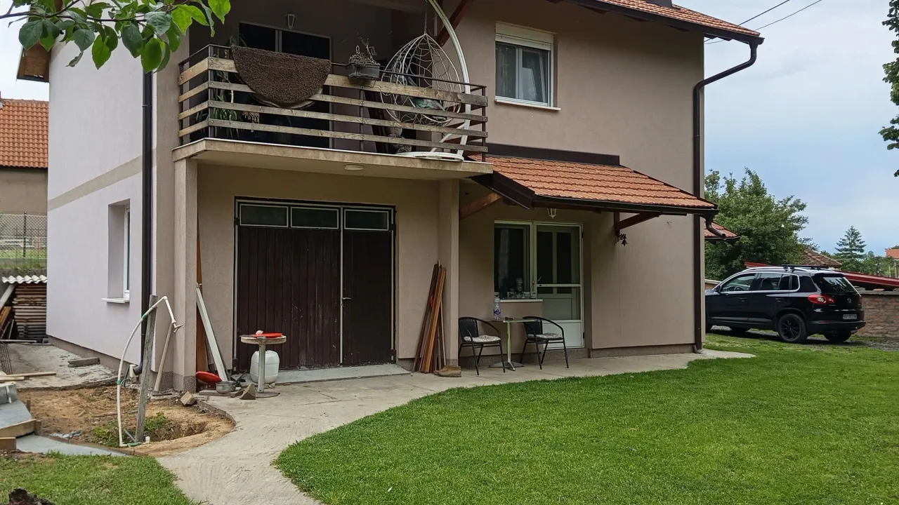 Sale, house, 150m², Lazarevac, Beograd