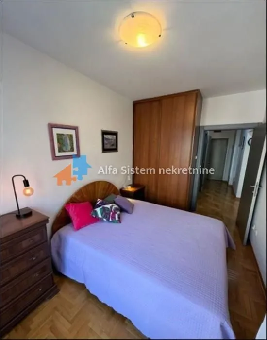 Izdavanje, stan, 41m², Neimar, Vračar Sve Podlokacije